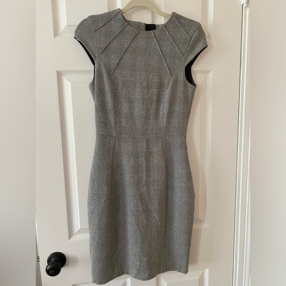 Like new H&M structured grey midi work dress - Picture 5 of 8